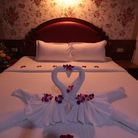 Taj Phuket Inn Patong Eksteriør bilde